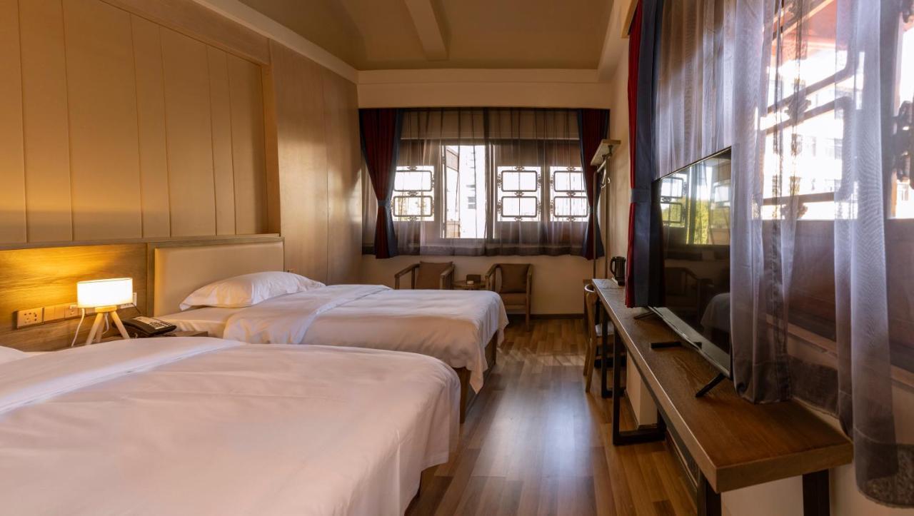 קונמינג The Hump Hostel 驼峰客栈 מראה חיצוני תמונה