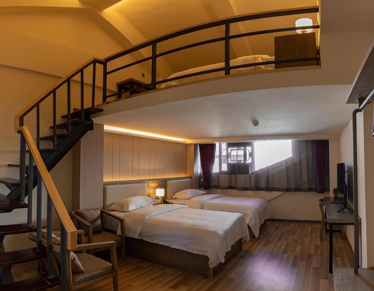 קונמינג The Hump Hostel 驼峰客栈 מראה חיצוני תמונה
