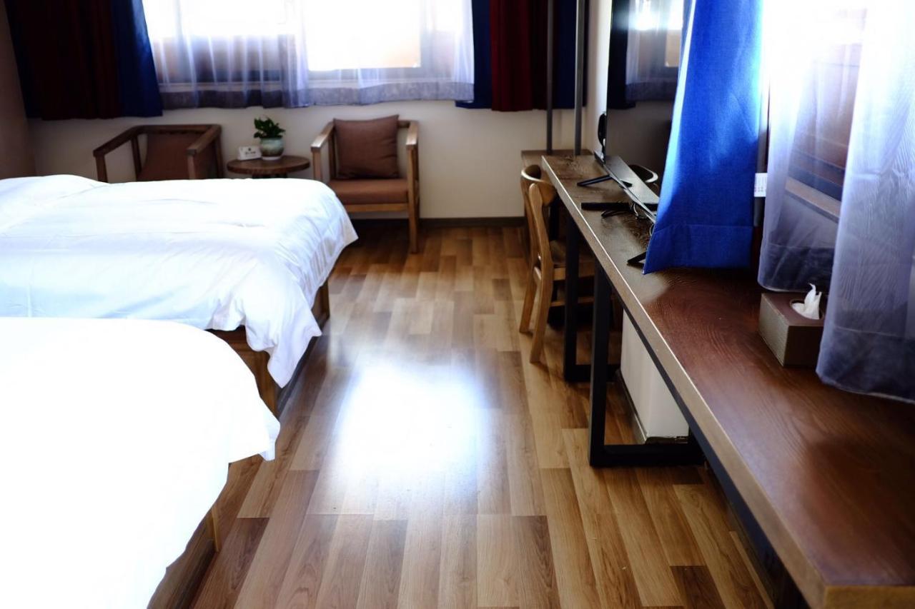 קונמינג The Hump Hostel 驼峰客栈 מראה חיצוני תמונה