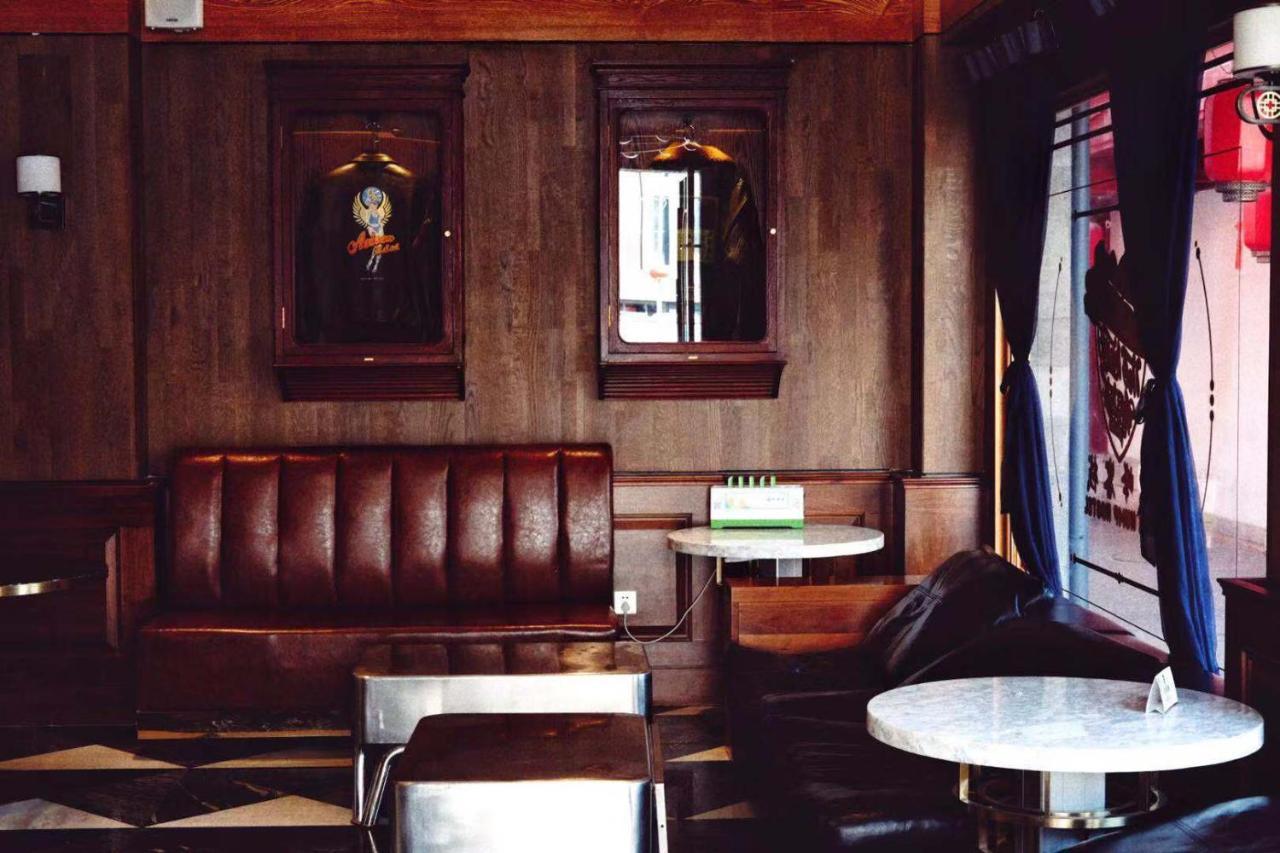 קונמינג The Hump Hostel 驼峰客栈 מראה חיצוני תמונה